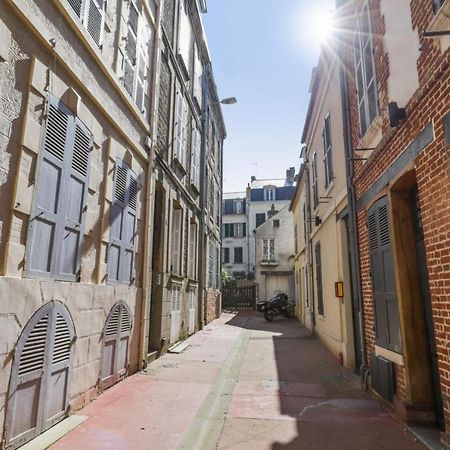 Appartement Des Embruns - Welkeys Trouville-sur-Mer Kültér fotó