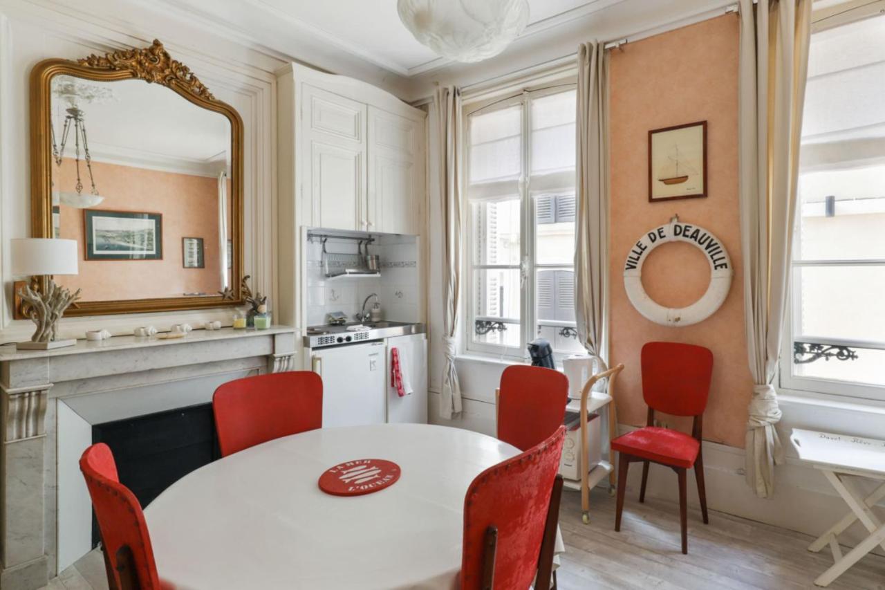 Appartement Des Embruns - Welkeys Trouville-sur-Mer Kültér fotó